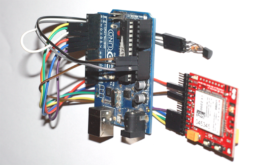 SMS THERMAL ALARM SUPERVISOR WITH ARDUINO, 3G/GSM SHIELD AND 1WIRE TEMPERATURE SENSOR WIRING